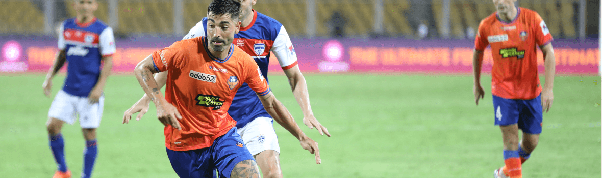 FC Goa pip 10-men Bengaluru FC to climb to third place FC Goa